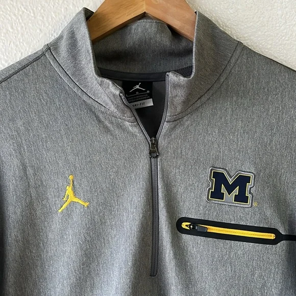 Nike Jordan University of Michigan Long Sleeve Athletic 1/4 Zip Shirt Gray Large - Picture 2 of 8